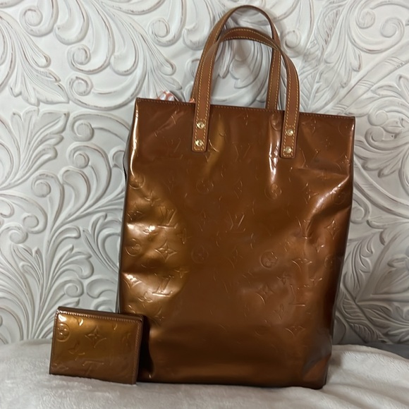 Authentic Louis Vuitton Tote Bag and Wallet - Picture 4 of 16